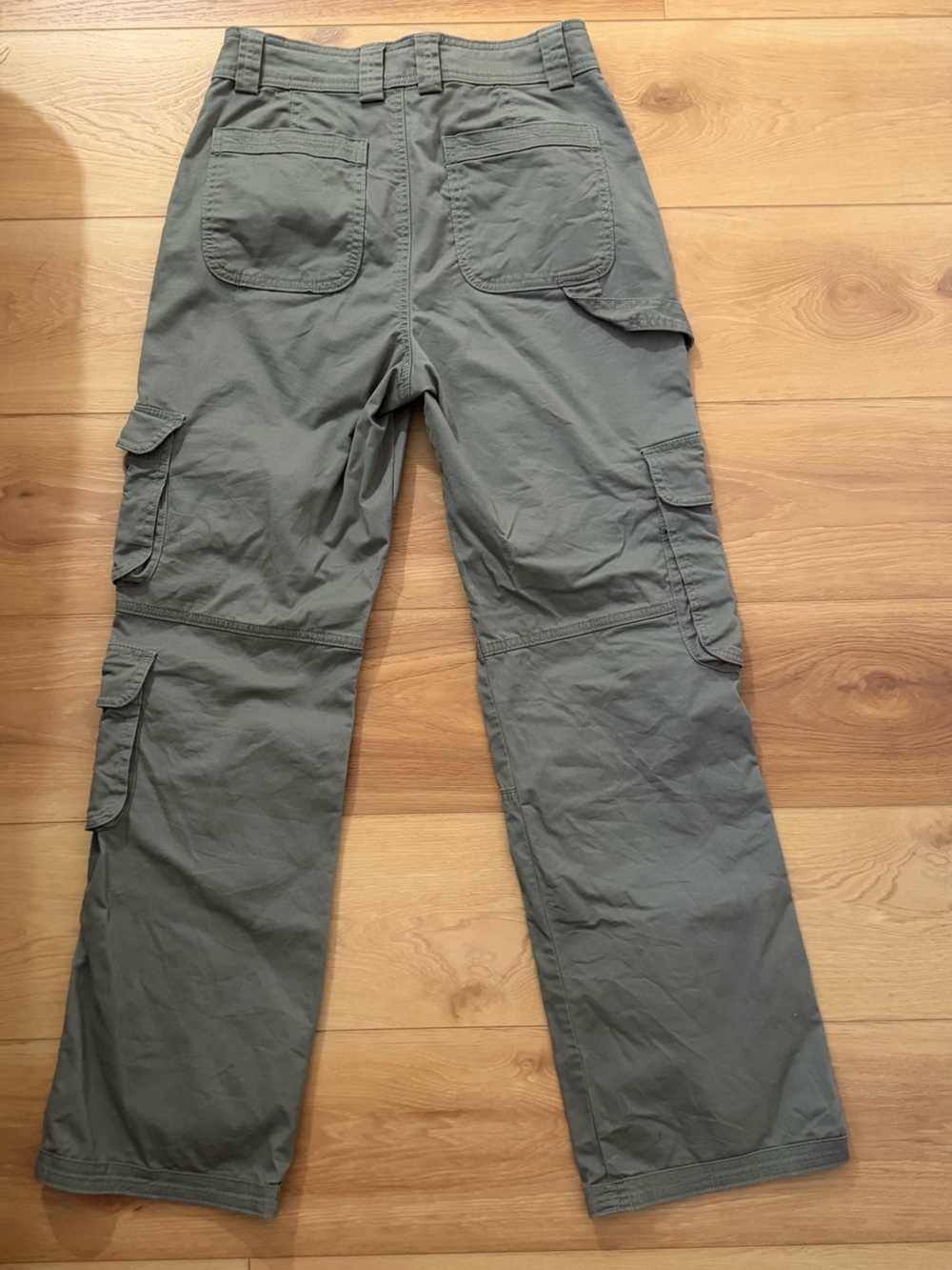 Abercrombie Olive Green Cargo Pants - Picture 3 of 4